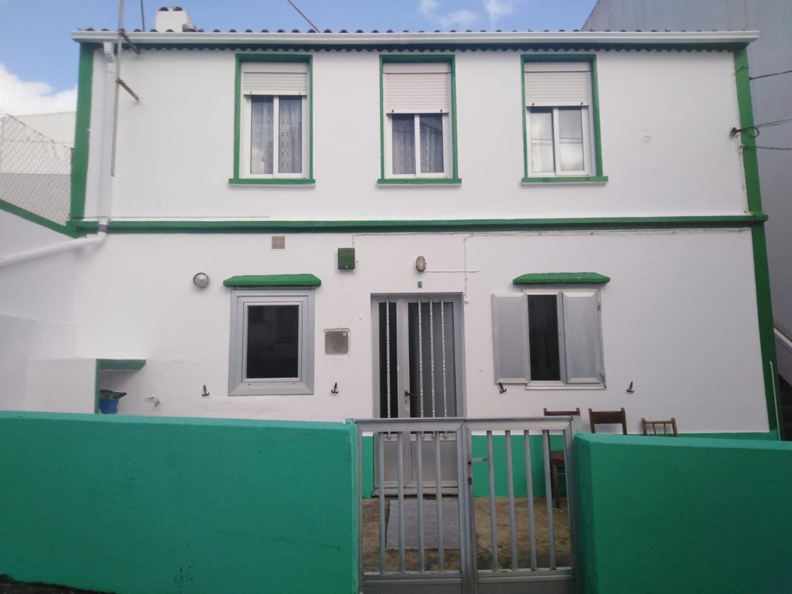 3 Bedroom House Near Lighthouse Hiking Trail